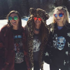 Meet your Posher, Milena